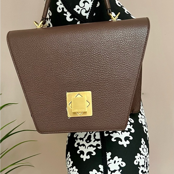 ARCADIA Medium Trapeze Italian Leather Bag - Picture 1 of 14